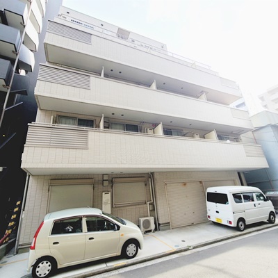 建物外観　【女性のお一人暮らしでも安心のセキュリティ♪】