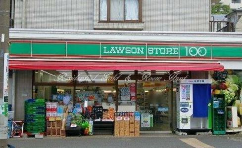 コンビニ　（コンビニ）まで130m