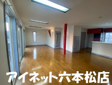 居室・リビング　26畳で広々としていいですね。