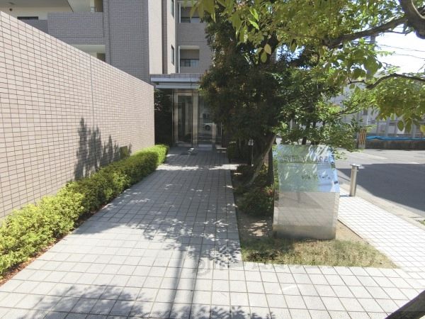 エントランス　エントランス