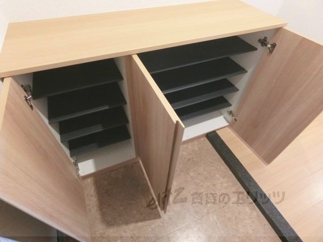 その他設備　下駄箱