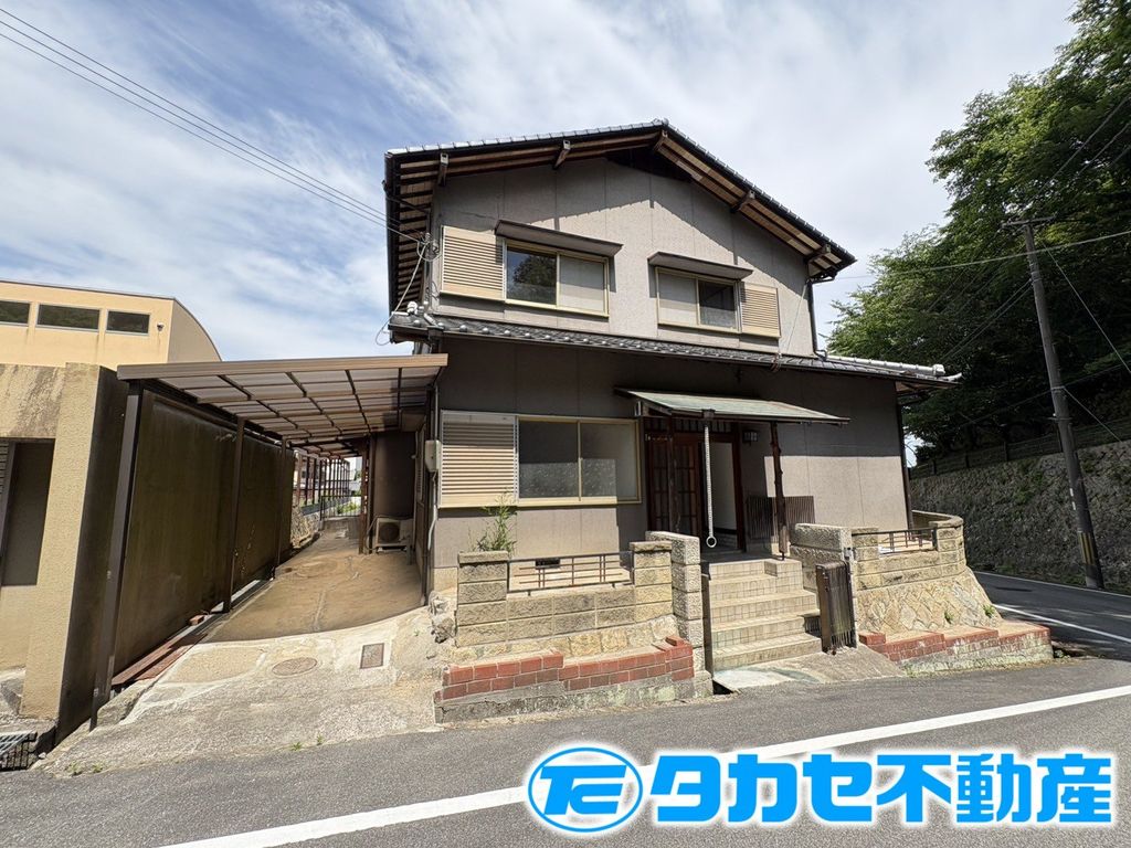 大寿台戸建の外観写真
