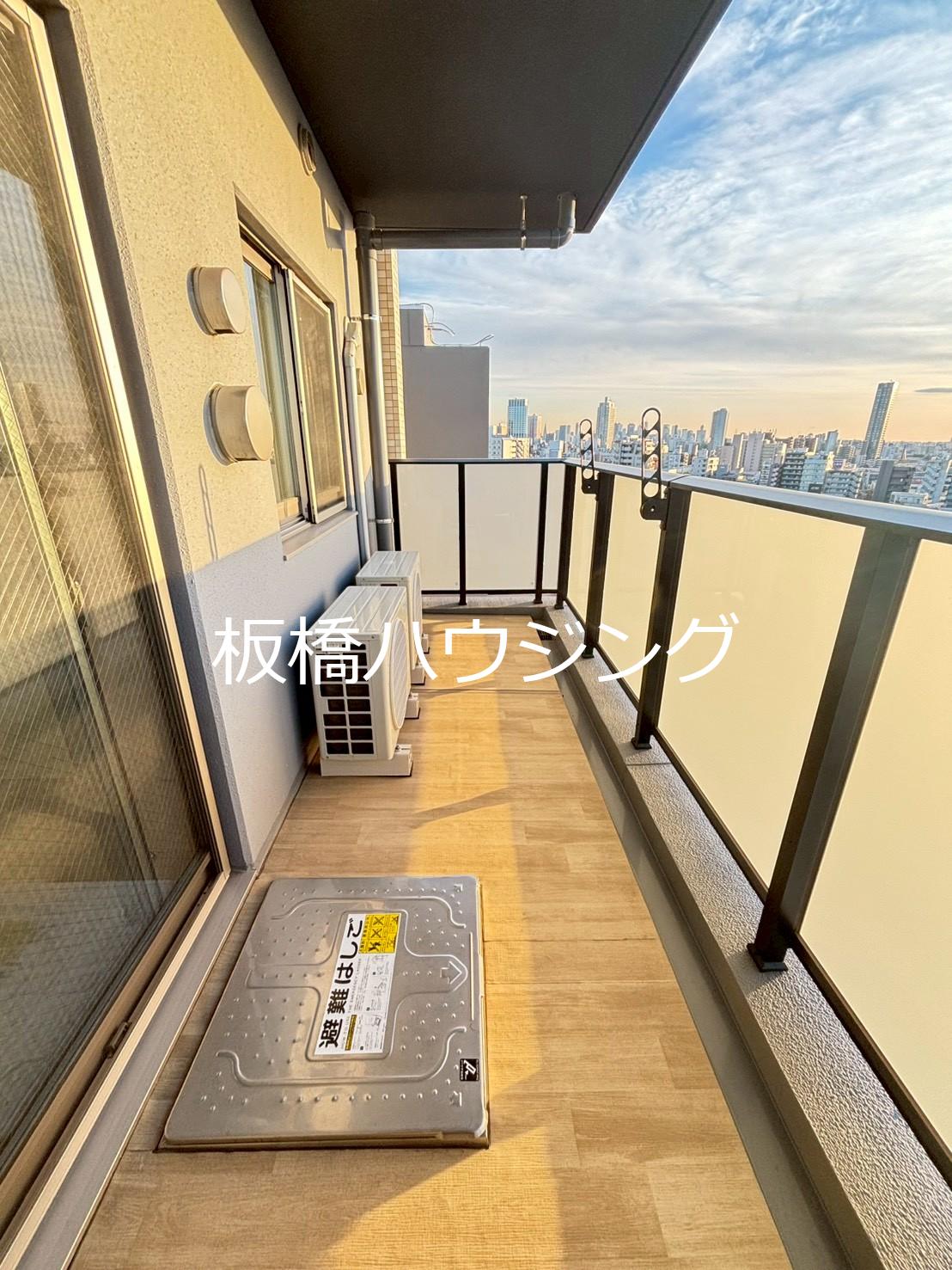 バルコニー