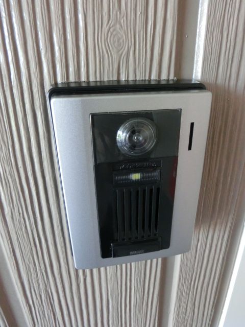 セキュリティ　防犯ＴＶモニター付きのドアホン。