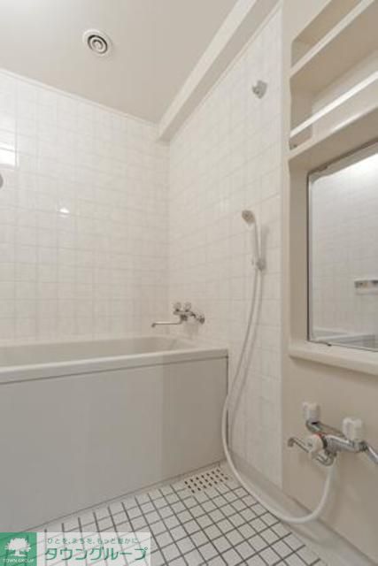 バス・シャワールーム　※写真は同タイプ住戸です。