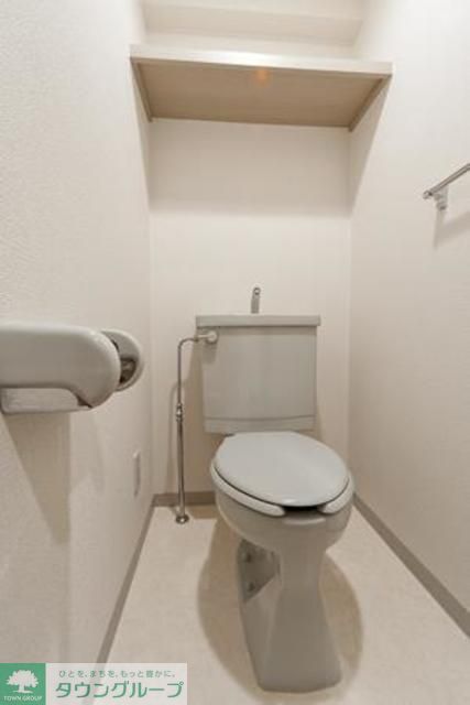 トイレ　※写真は同タイプ住戸です。