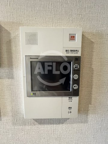 セキュリティ　コンフォリア・リヴ北浜平野町　モニター付きインターホン