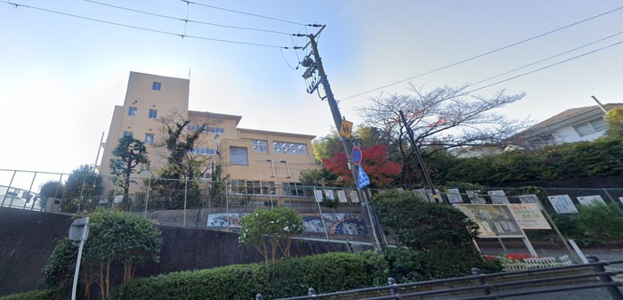 小学校　宝塚市立長尾台小学校（小学校）まで500m