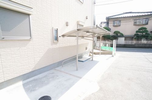 その他共有部分　屋根付きの駐輪場で雨が降っても大切な自転車が濡れなくてすみま