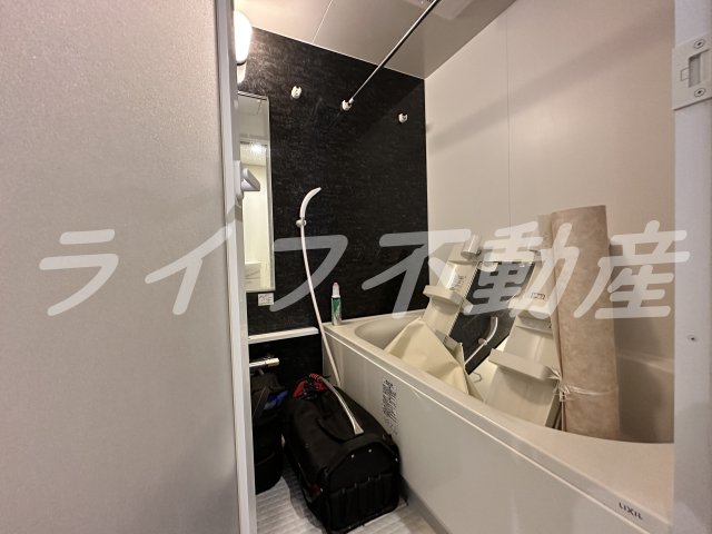 バス・シャワールーム　お風呂で日々の疲れを落としましょう
