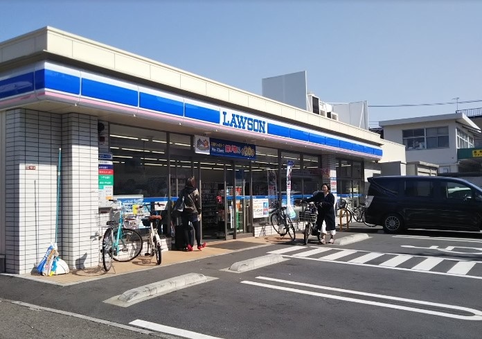 コンビニ　ローソン 阿佐谷青梅街道店（コンビニ）まで217m