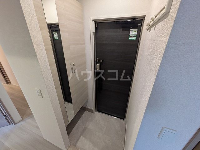 セレスティア西亀有の玄関写真