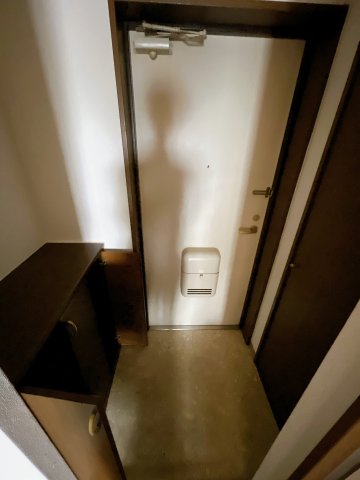 玄関　現況優先