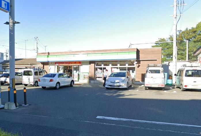 コンビニ　ファミリーマート宇部東梶返店（コンビニ）まで237m
