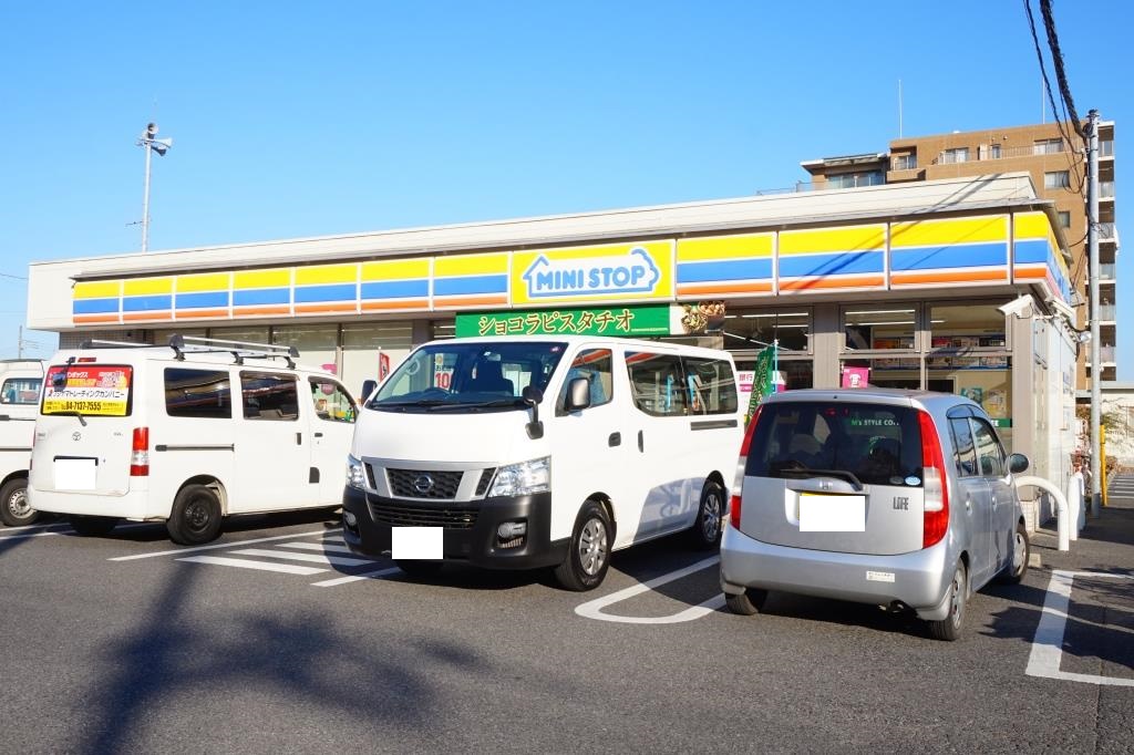 コンビニ　ミニストップ 流山平和台店（コンビニ）まで384m
