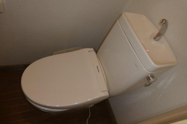 トイレ　ウォシュレット