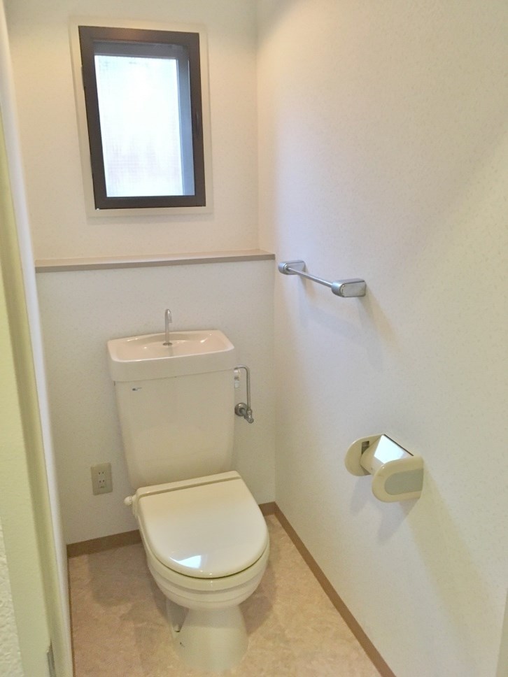 トイレ　別部屋参考写真