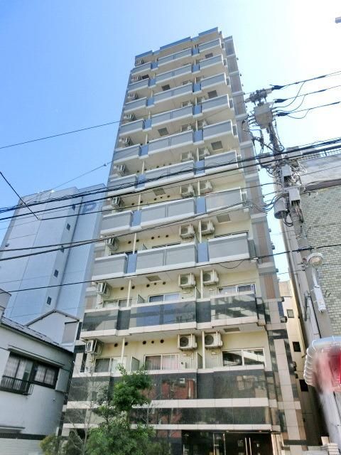 建物外観　重量感溢れる外観です