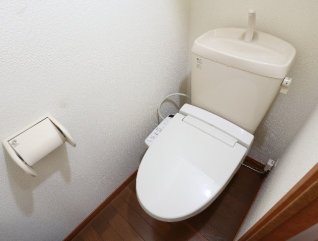 トイレ　清潔感のあるトイレです
