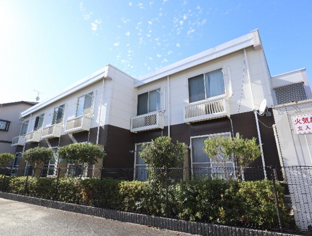 建物外観　★単身様へ素敵な家具家電つきインターネット1K登場★