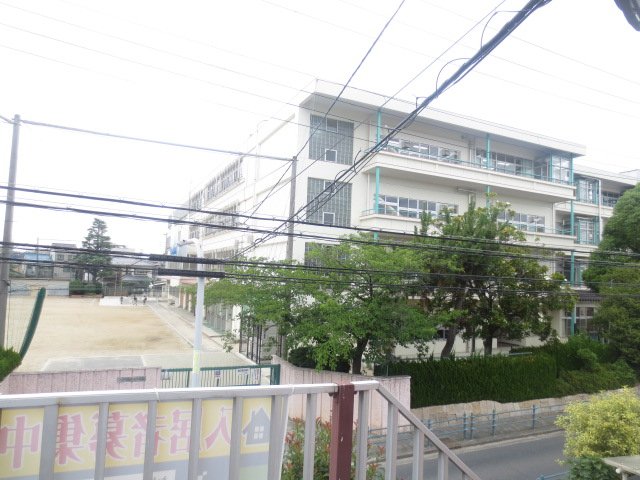 小学校　守口市立藤田小学校（小学校）まで327m