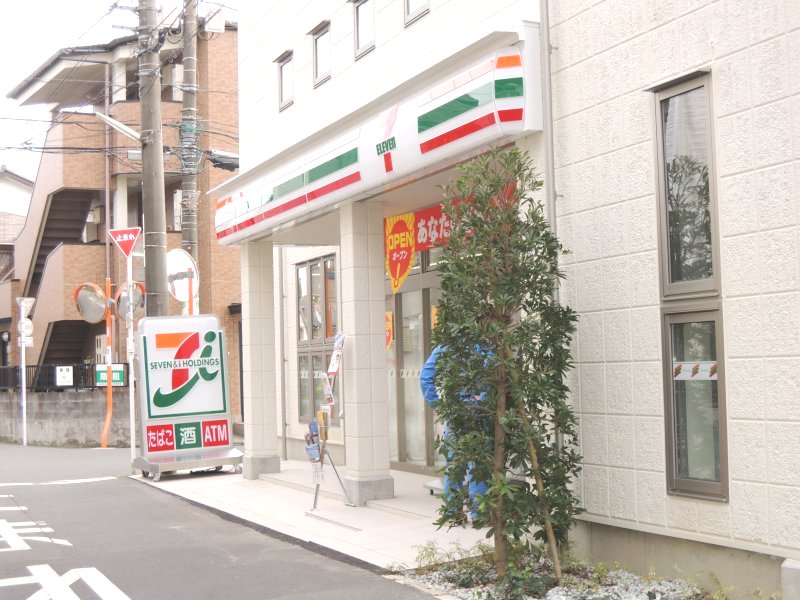 コンビニ　セブンイレブン川崎菅1丁目店（コンビニ）まで626m