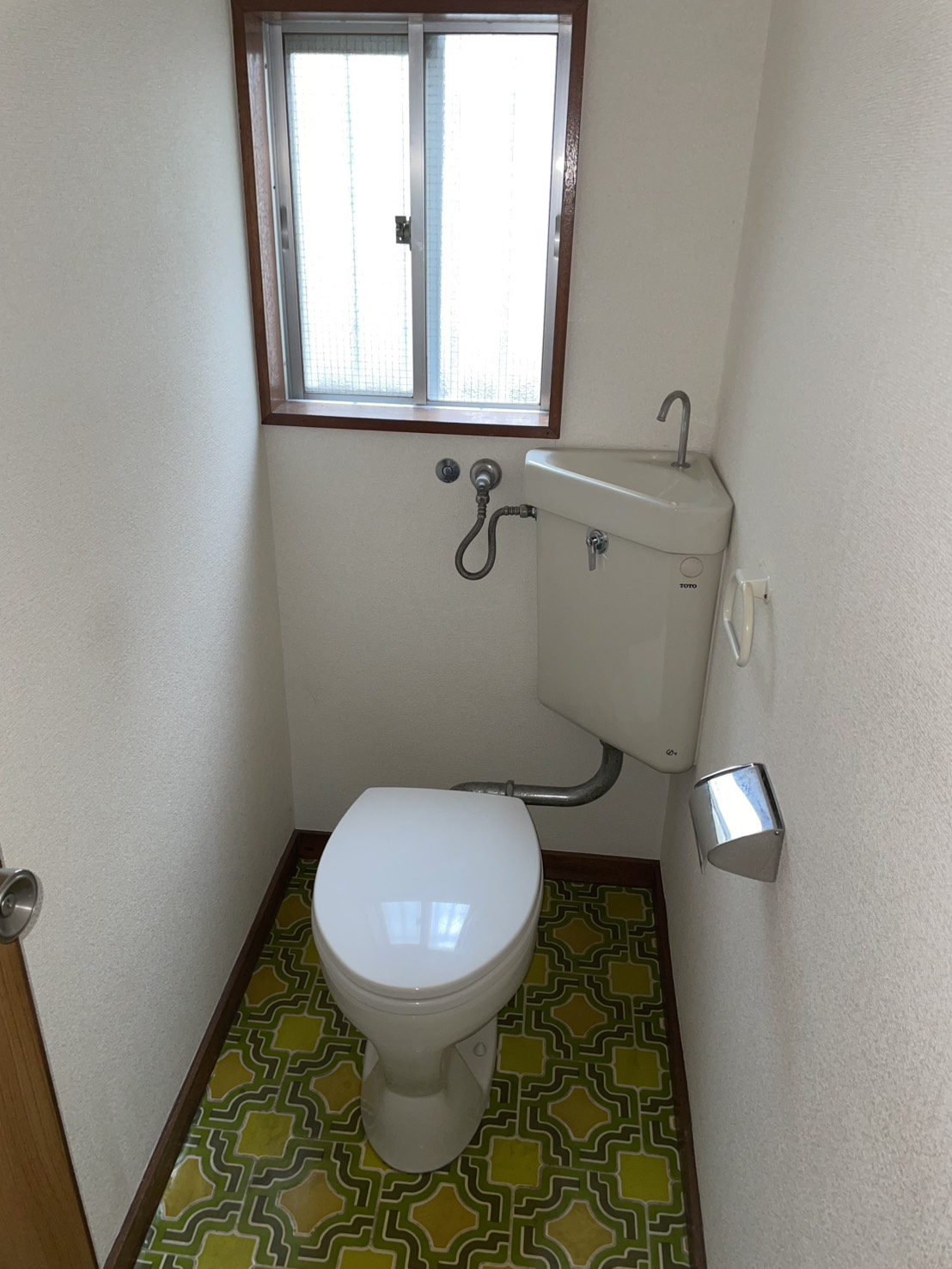 上麻生5戸建のトイレ写真