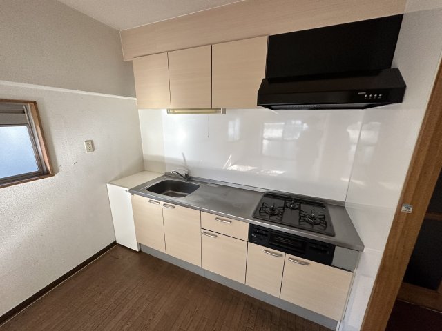 キッチン　※同建物別部屋参考写真