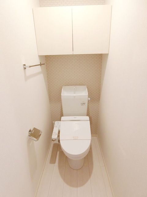 トイレ　☆温水洗浄暖房便座☆
