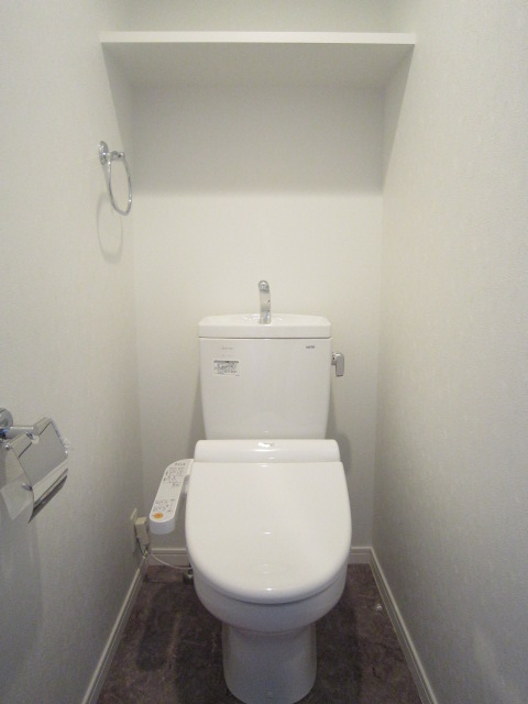 トイレ　トイレもきれいです