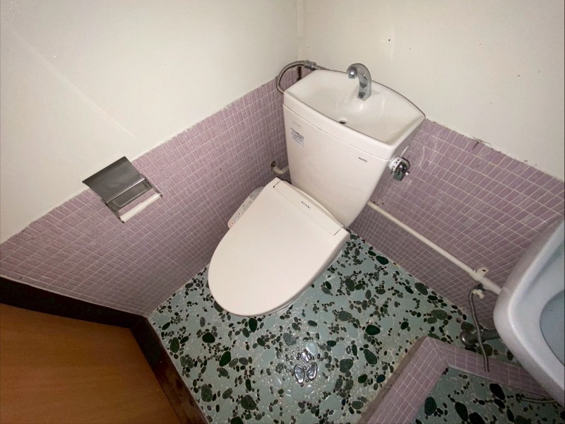 トイレ　清潔感があり安心して使用できるトイレになっておりました。