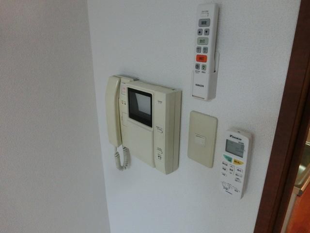 セキュリティ　★モニター付インターフォン★