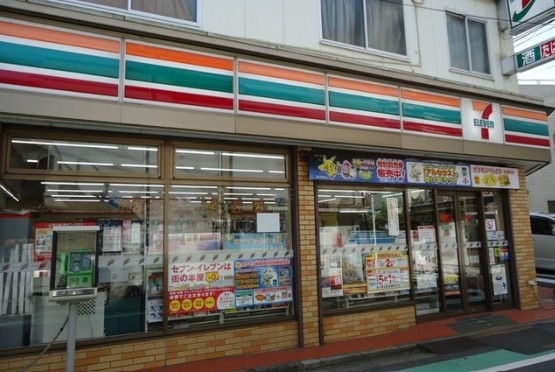 コンビニ　セブンイレブン 渋谷代々木公園店（コンビニ）まで821m