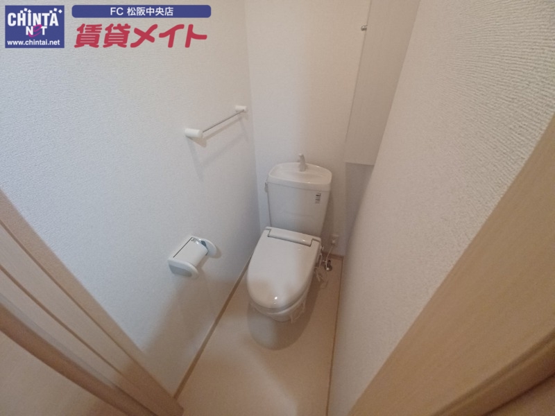 トイレ　別部屋写真