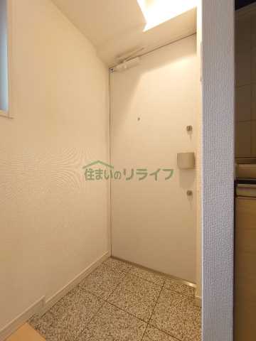 玄関　リライフ下北沢店