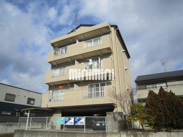 建物外観　存在感のある建物
