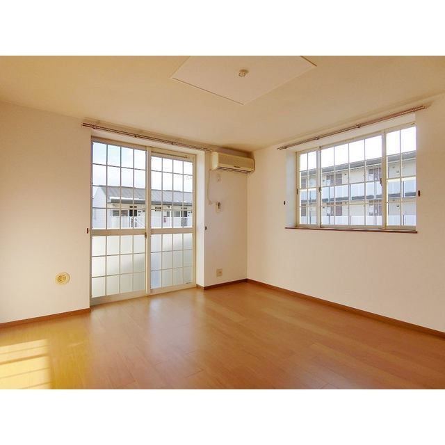 居室・リビング　※別部屋にて撮影写真有（現況優先）