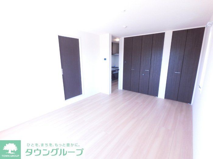 プレミスト IIIの居間写真