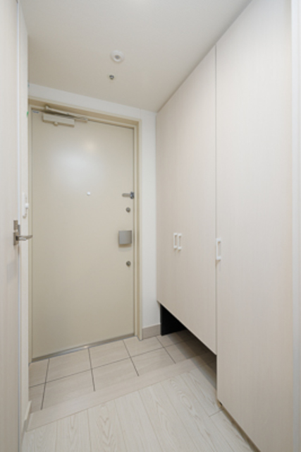 玄関　※写真は同タイプ住戸です。