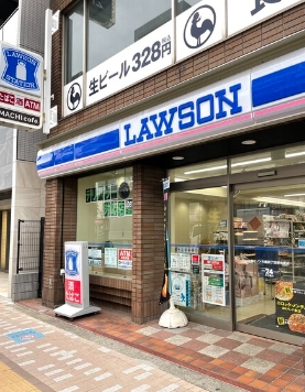 コンビニ　ローソン大島四丁目明治通店（コンビニ）まで130m