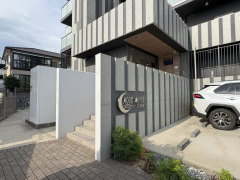 駐車場　駐車場があるので、車を買う予定の方も安心です