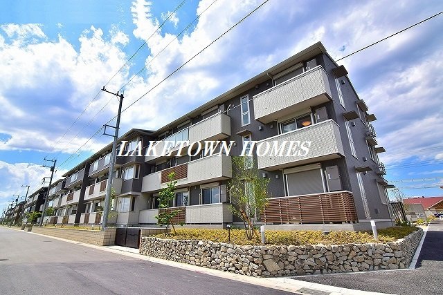 建物外観　レイクタウンでのお部屋探しは『地元の当社』にお任せ下さい！
