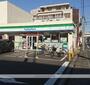 コンビニ　ファミリーマート（コンビニ）まで732m