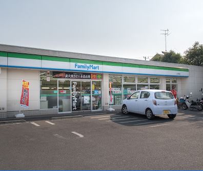 コンビニ　ファミリーマート 立川幸町店（コンビニ）まで491m