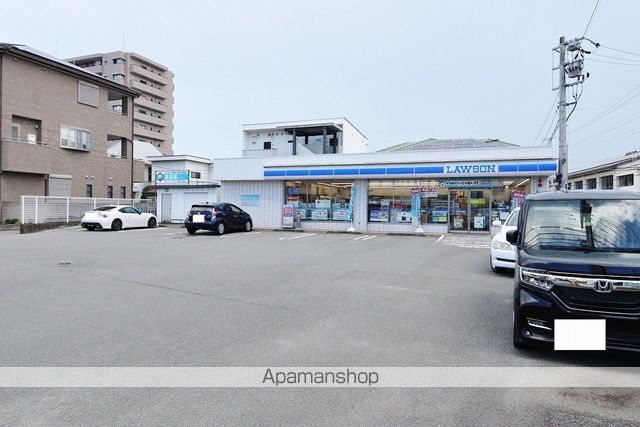 コンビニ　ローソン徳島城東町１丁目店（コンビニ）まで487m