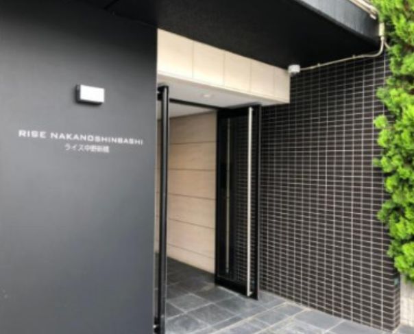 エントランス　弊社は都内全域の物件をご紹介可能です！