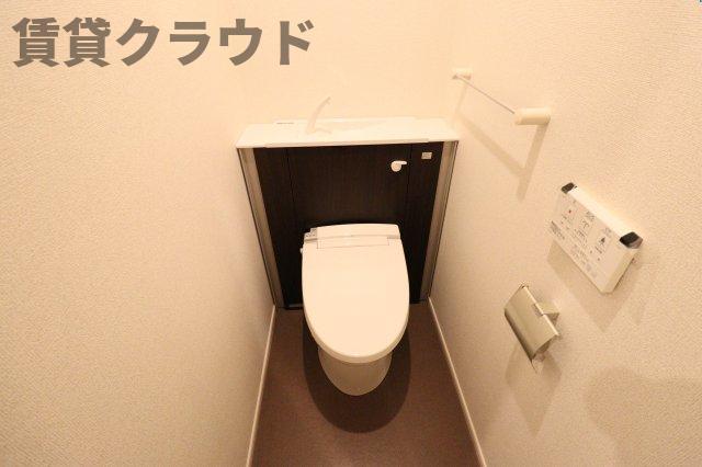 トイレ　清潔感のあるトイレです
