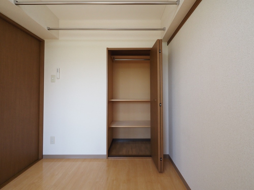 収納　大きめのクローゼット完備しています♪