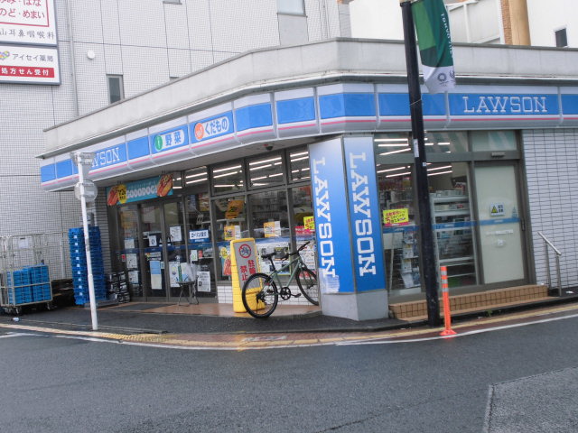 コンビニ　ローソン南烏山五丁目店（コンビニ）まで687m