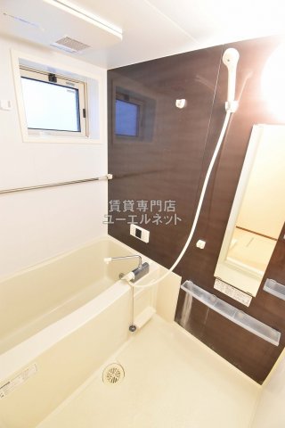 バス・シャワールーム　バスルーム